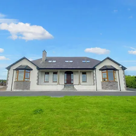 Сasa de vacaciones Tour House, A Country Escape Set In Natures Beauty Youghal