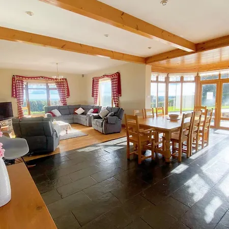 Сasa de vacaciones Tour House, A Country Escape Set In Natures Beauty Youghal