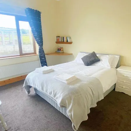 Tour House, A Country Escape Set In Natures Beauty בית נופש יוגאל