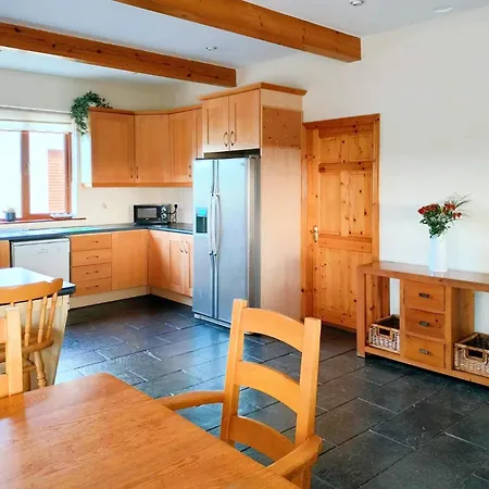 Сasa de vacaciones Tour House, A Country Escape Set In Natures Beauty Youghal