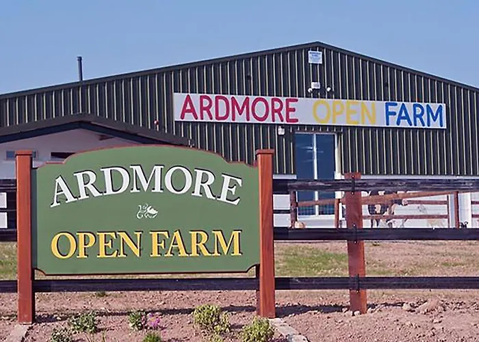 Tour House, A Country Escape Set In Natures Beauty Hébergement de vacances Youghal