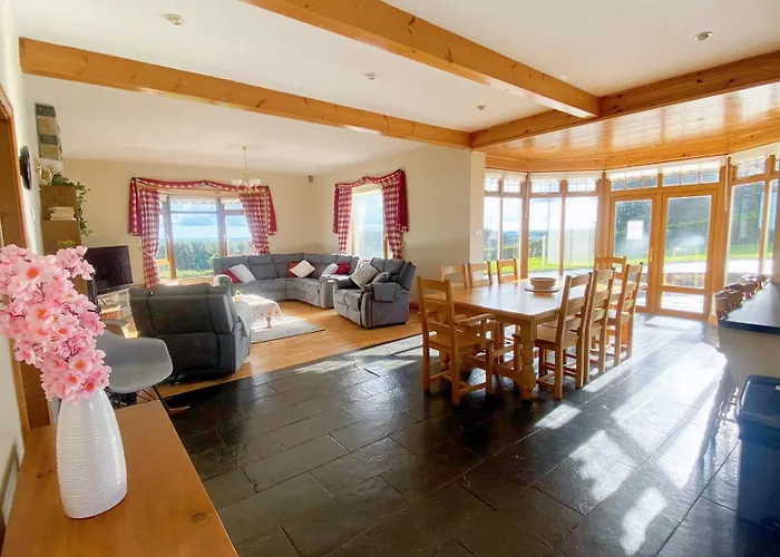 Nyaraló Tour House, A Country Escape Set In Natures Beauty Youghal